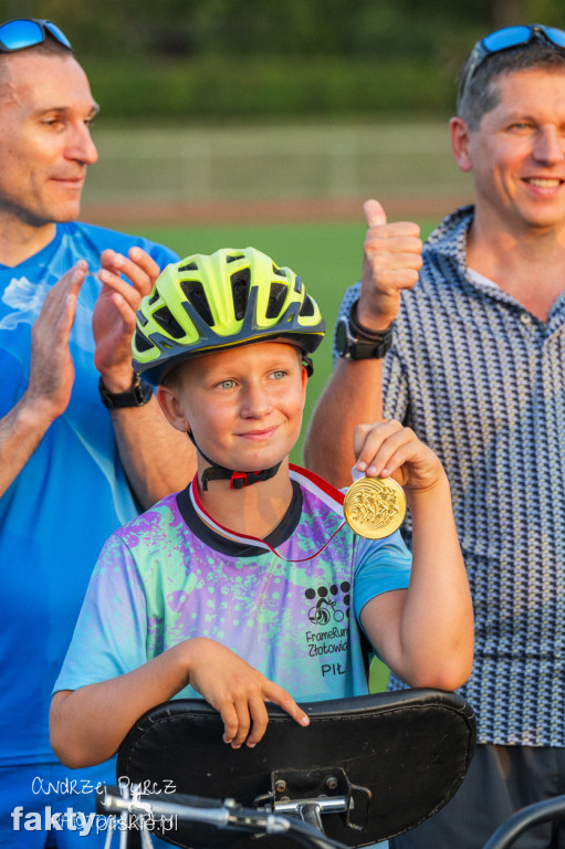 Amatorski Wieczorny Mityng Lekkoatletyczny