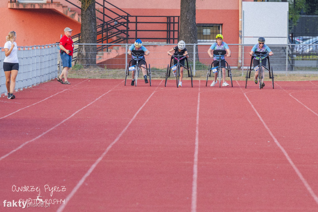 Amatorski Wieczorny Mityng Lekkoatletyczny