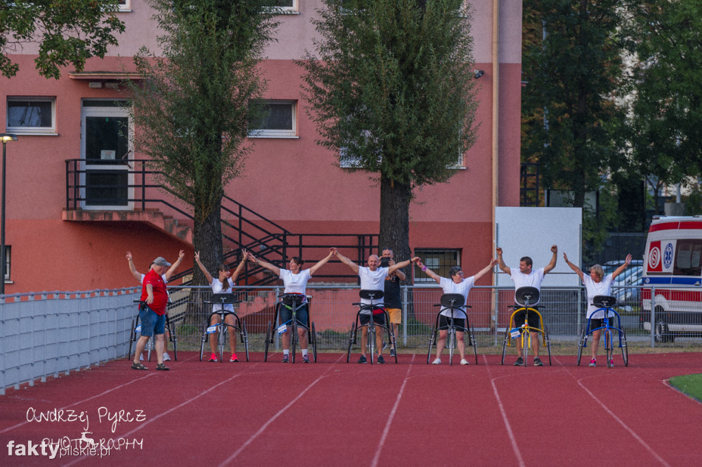 Amatorski Wieczorny Mityng Lekkoatletyczny