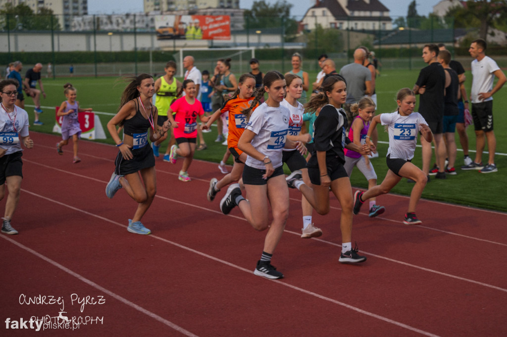 Amatorski Wieczorny Mityng Lekkoatletyczny