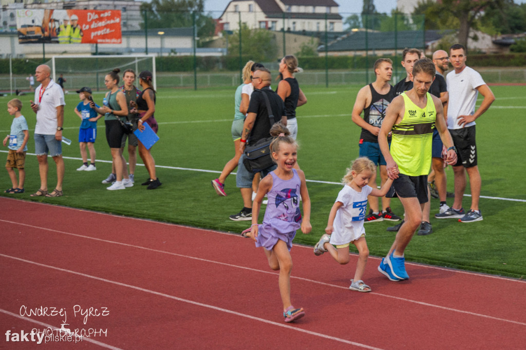 Amatorski Wieczorny Mityng Lekkoatletyczny