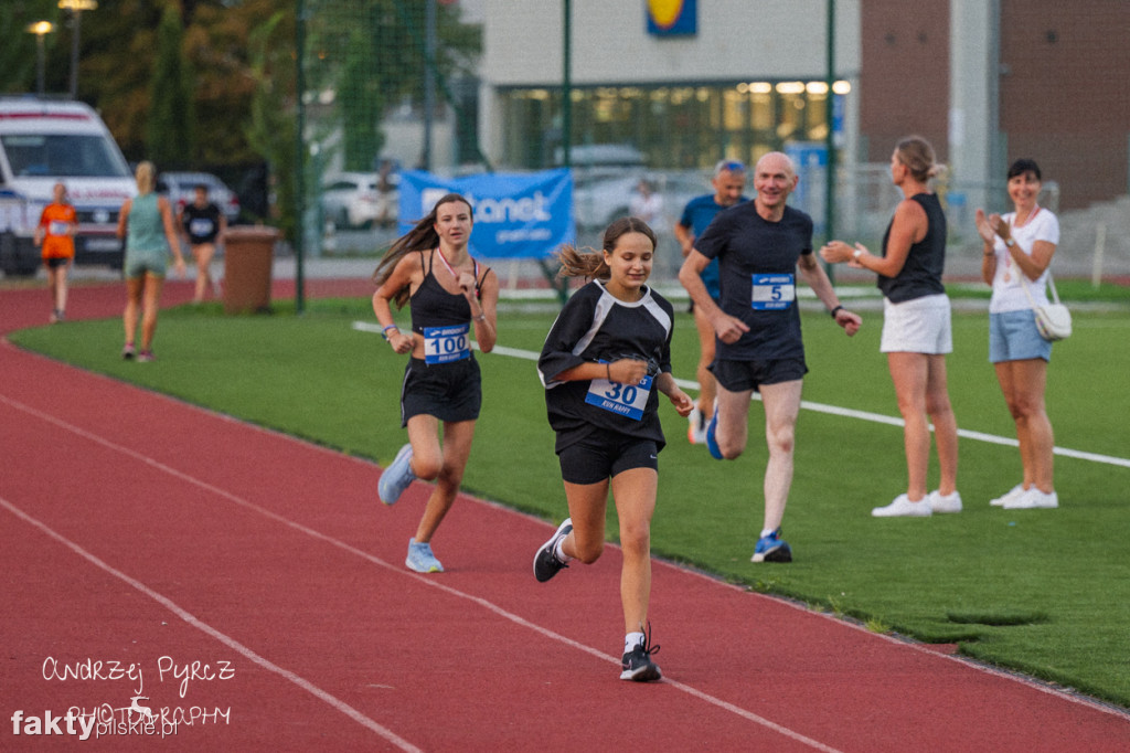 Amatorski Wieczorny Mityng Lekkoatletyczny