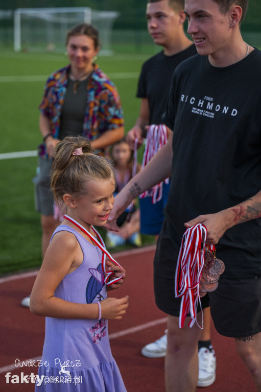 Amatorski Wieczorny Mityng Lekkoatletyczny