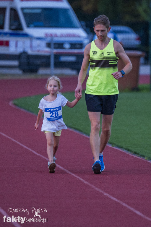 Amatorski Wieczorny Mityng Lekkoatletyczny