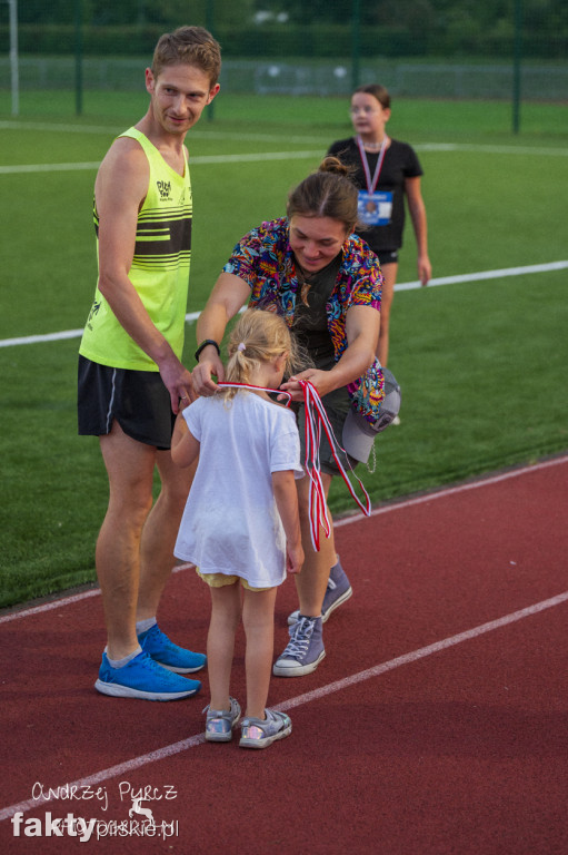 Amatorski Wieczorny Mityng Lekkoatletyczny