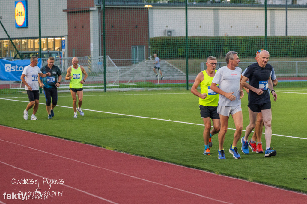 Amatorski Wieczorny Mityng Lekkoatletyczny