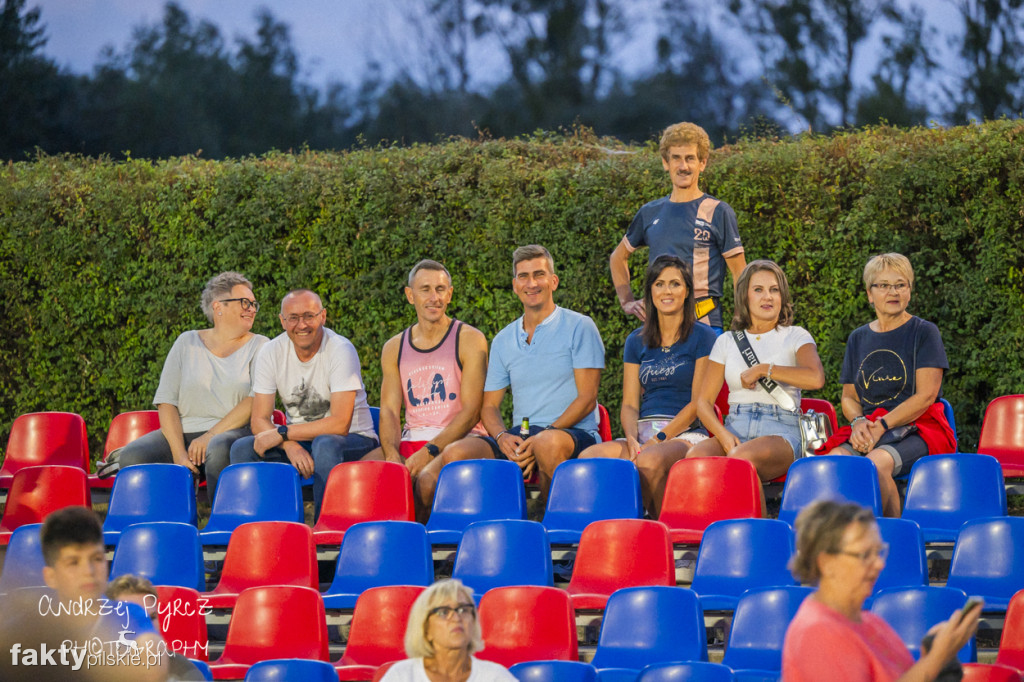 Amatorski Wieczorny Mityng Lekkoatletyczny