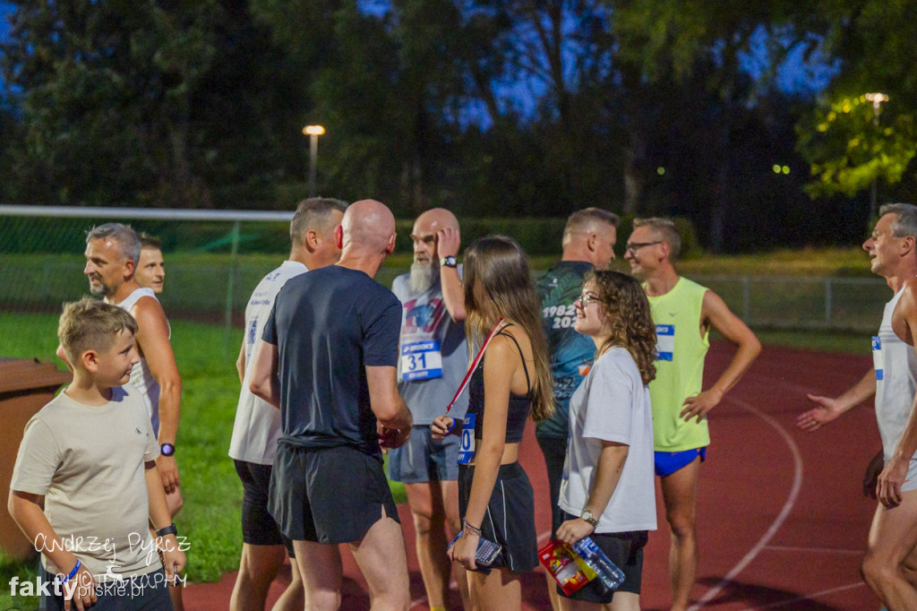 Amatorski Wieczorny Mityng Lekkoatletyczny