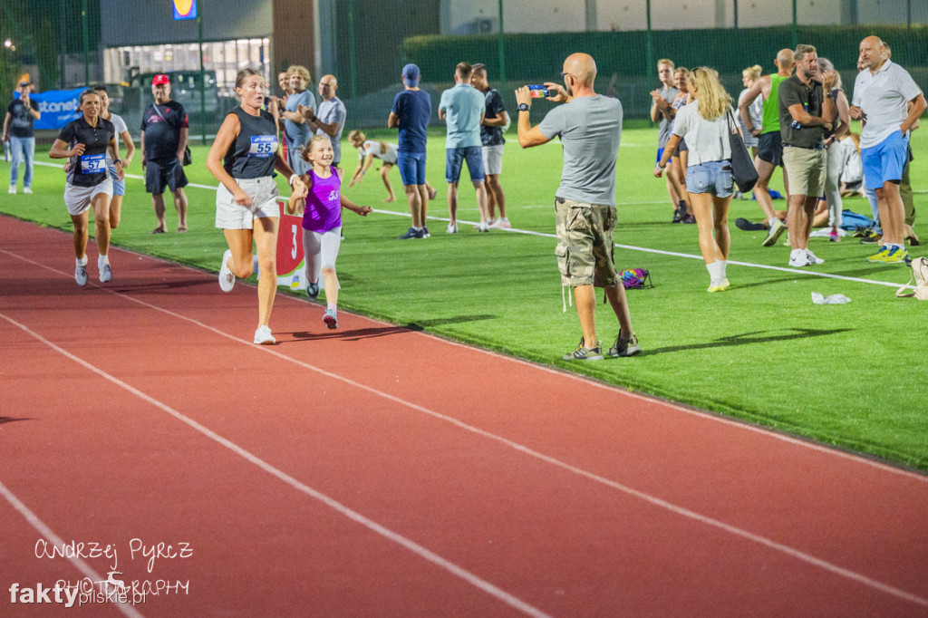 Amatorski Wieczorny Mityng Lekkoatletyczny