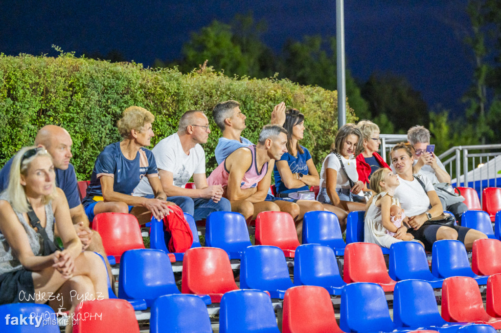 Amatorski Wieczorny Mityng Lekkoatletyczny