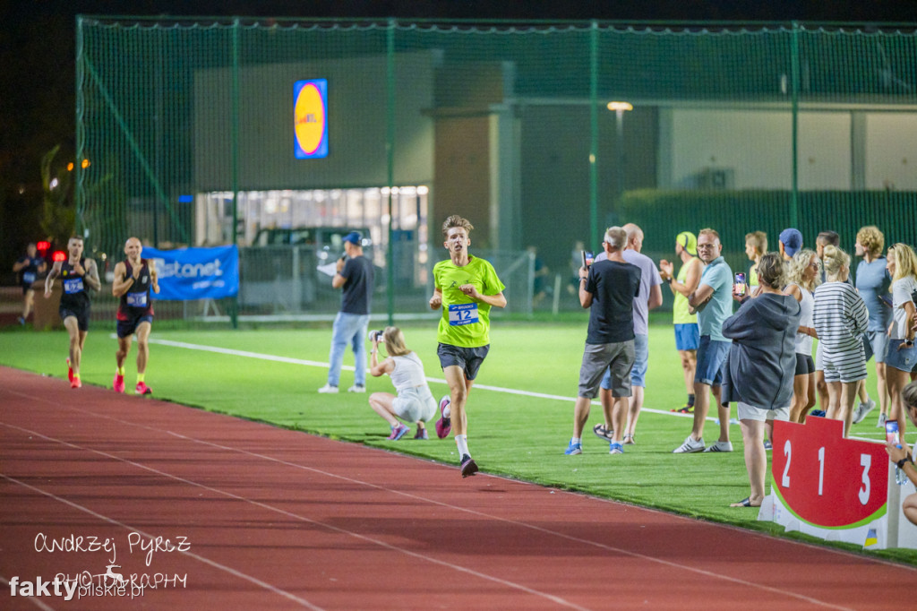 Amatorski Wieczorny Mityng Lekkoatletyczny