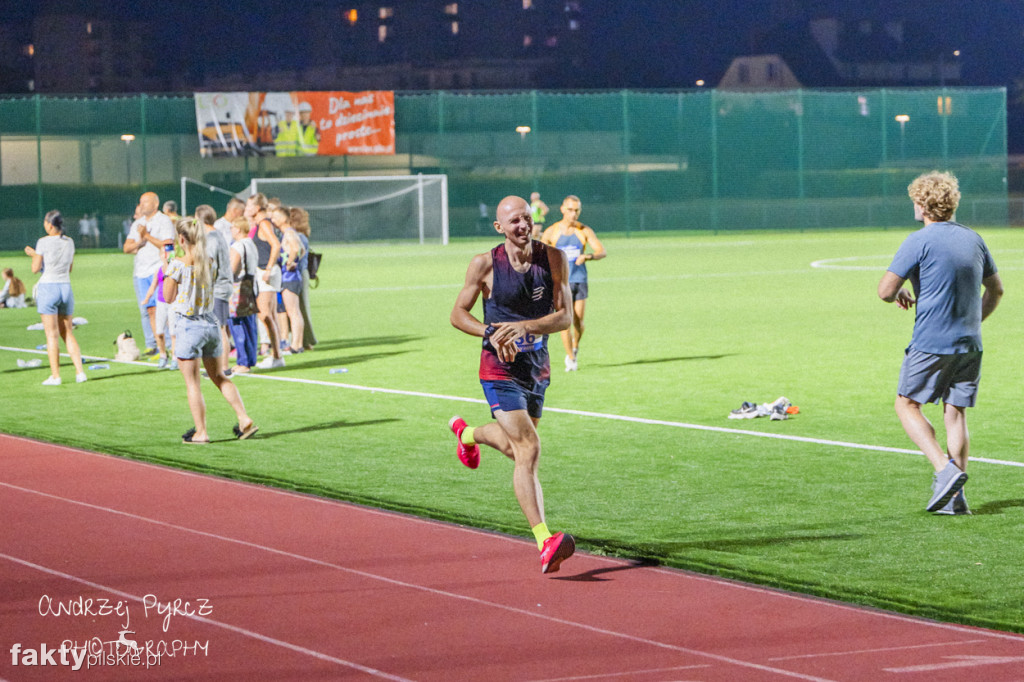 Amatorski Wieczorny Mityng Lekkoatletyczny