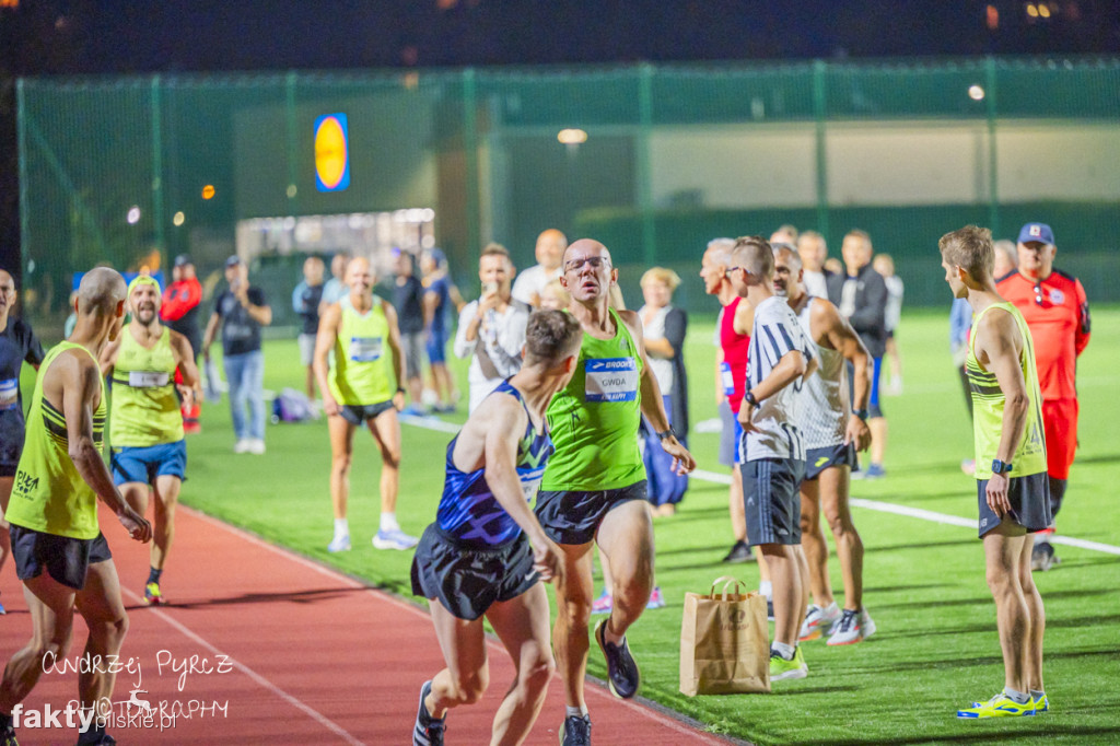 Amatorski Wieczorny Mityng Lekkoatletyczny