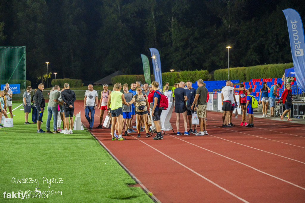 Amatorski Wieczorny Mityng Lekkoatletyczny