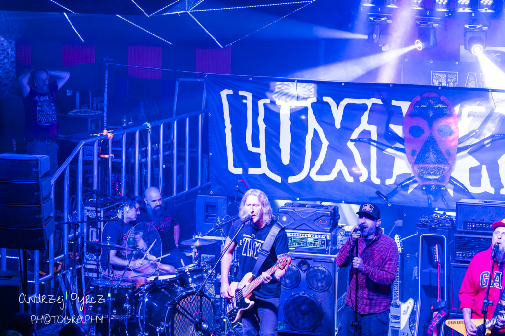 Koncert Luxtorpeda, Flapjack i Black Star