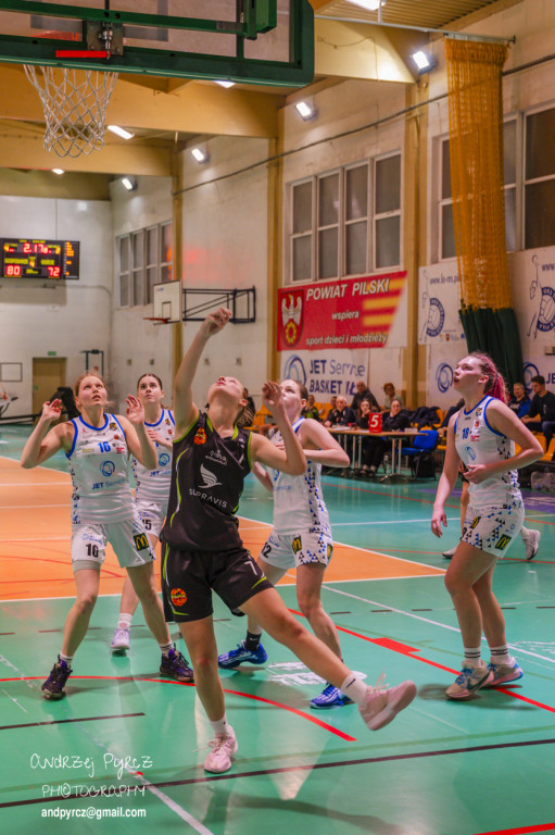 Jet Service Basket Piła vs MUKS Supravis Bydgoszcz