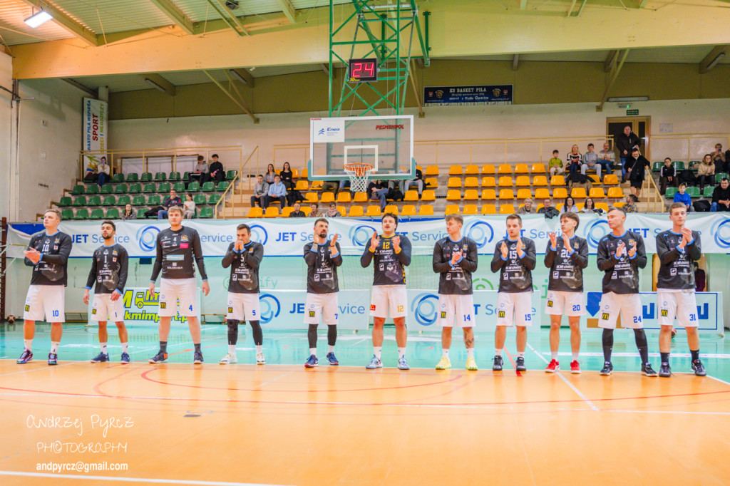 JET Service Basket Piła vs Basket Team Suchy Las