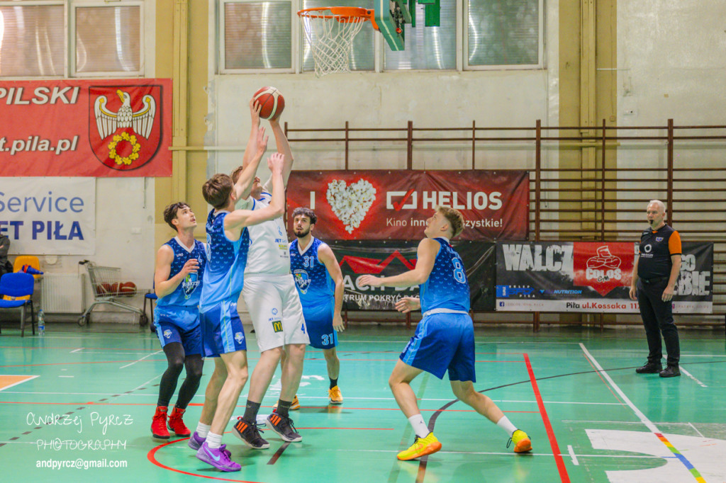 JET Service Basket Piła vs Basket Team Suchy Las