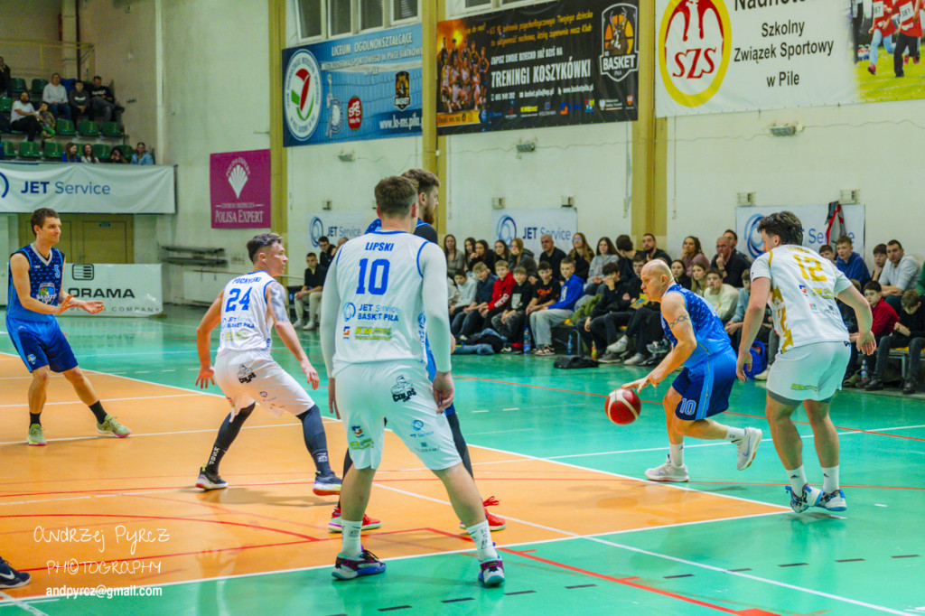 JET Service Basket Piła vs Basket Team Suchy Las