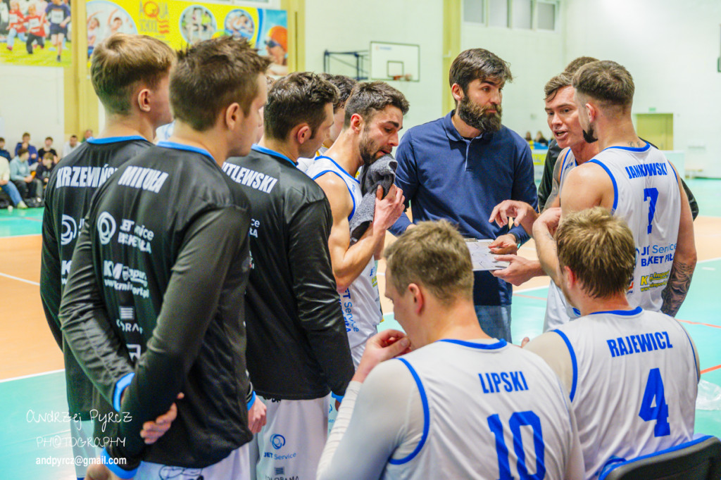 JET Service Basket Piła vs Basket Team Suchy Las