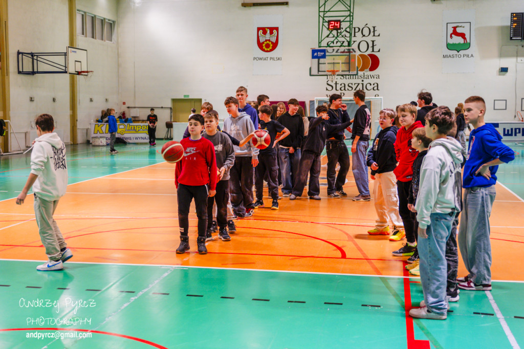 JET Service Basket Piła vs Basket Team Suchy Las