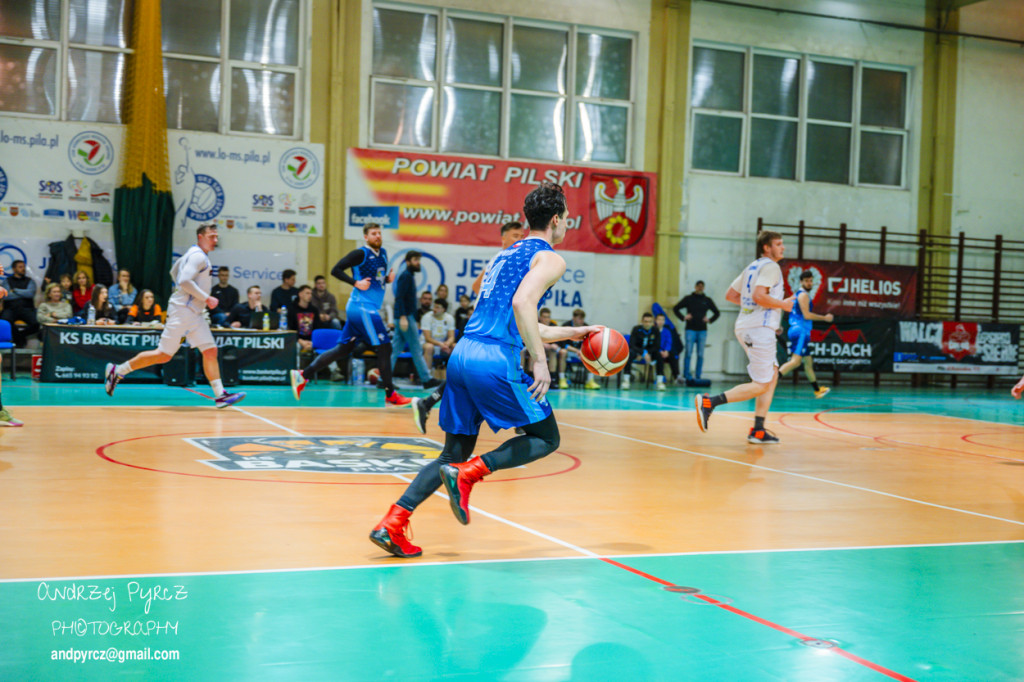 JET Service Basket Piła vs Basket Team Suchy Las