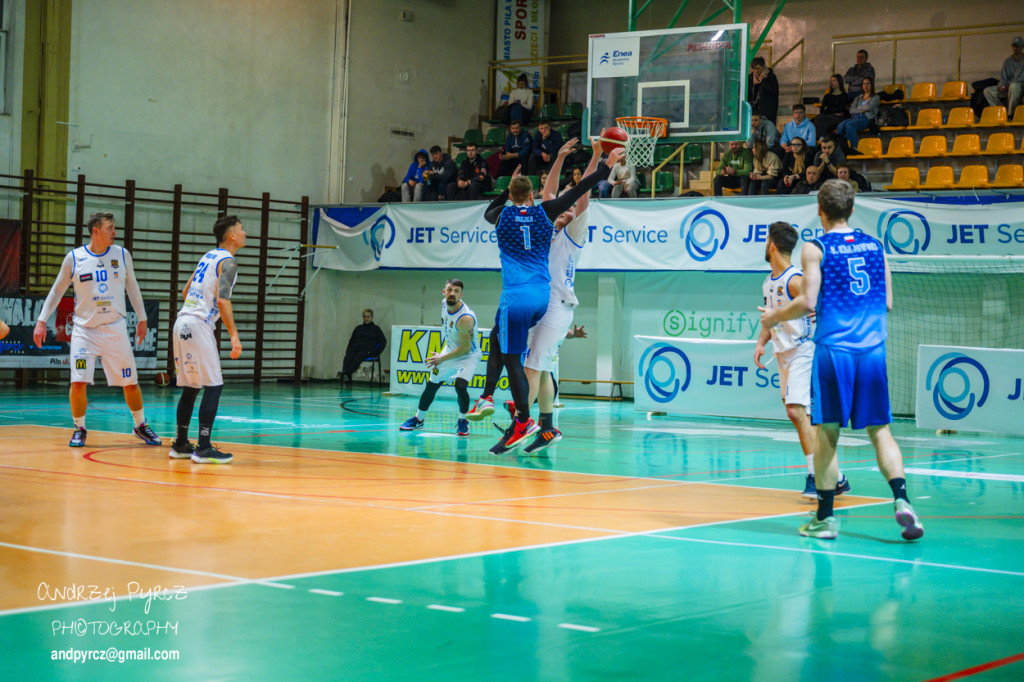 JET Service Basket Piła vs Basket Team Suchy Las