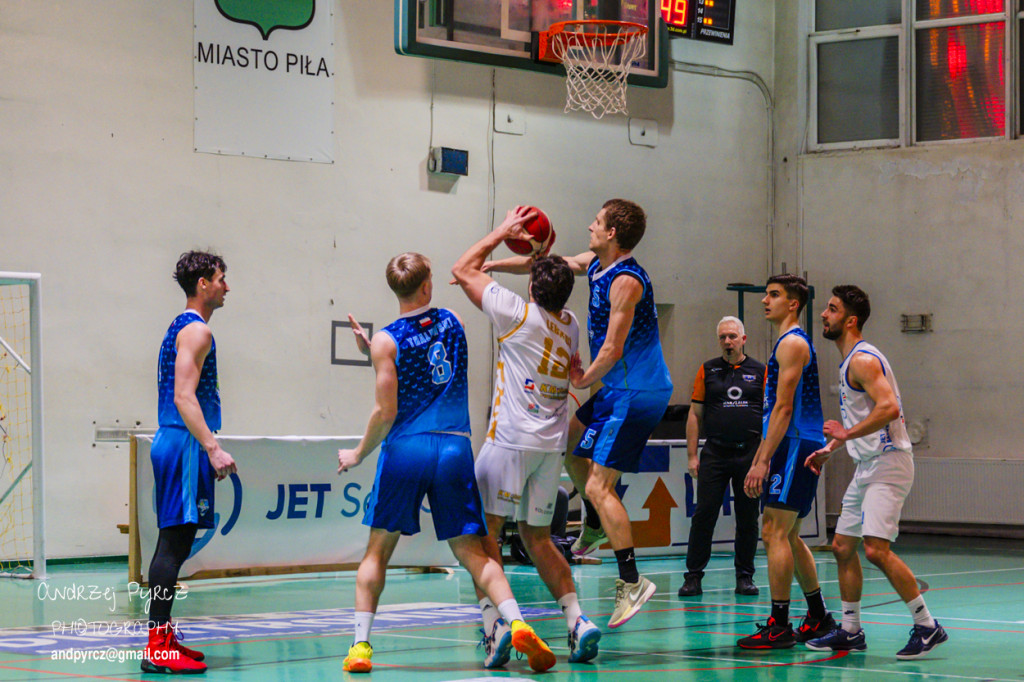 JET Service Basket Piła vs Basket Team Suchy Las