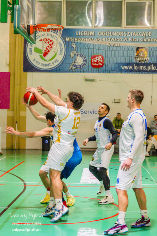 JET Service Basket Piła vs Basket Team Suchy Las