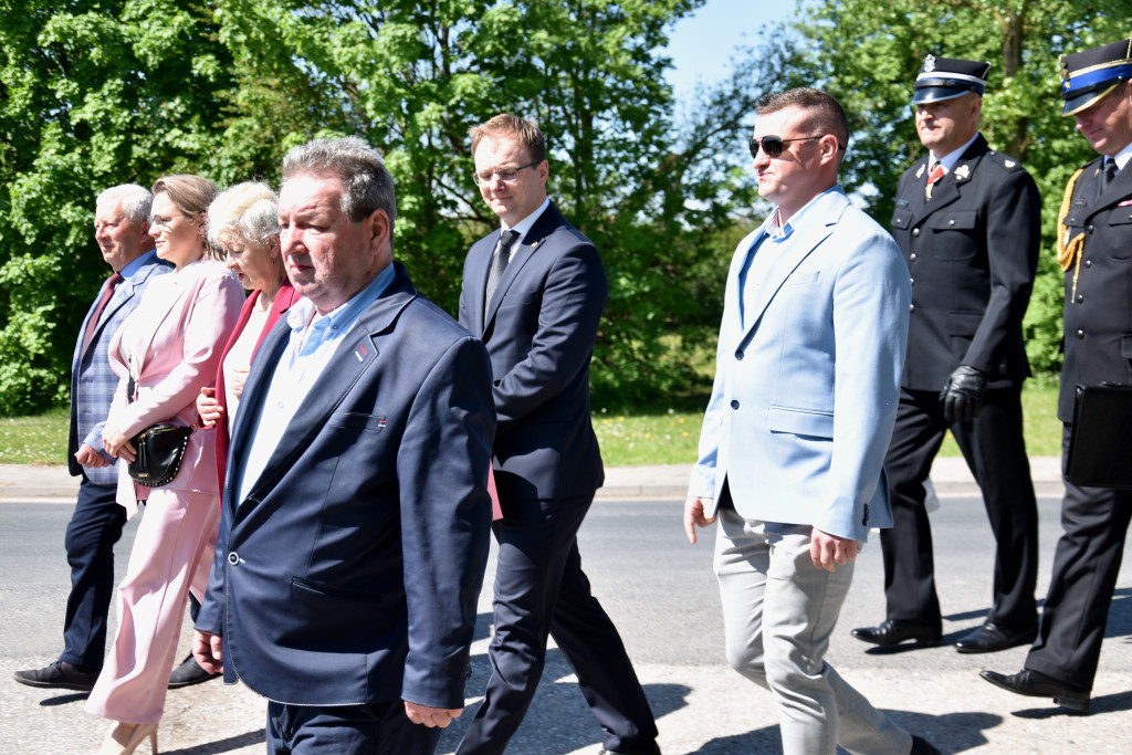 Św. Florian i wóz strażacki dla OSP Nieżychowo