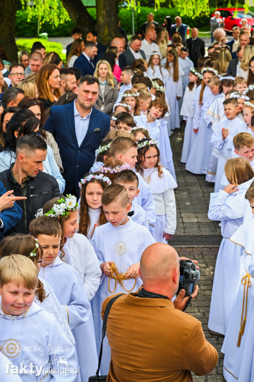 Pierwsza Komunia na Górnym