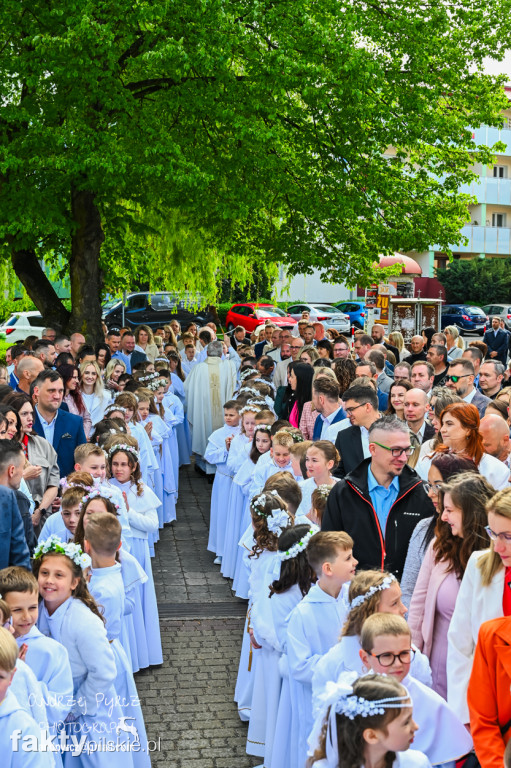 Pierwsza Komunia na Górnym