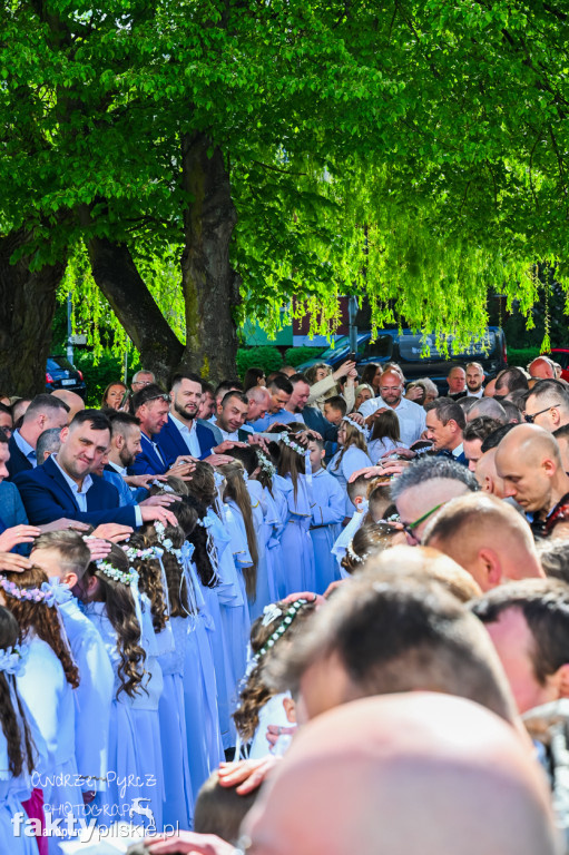 Pierwsza Komunia na Górnym