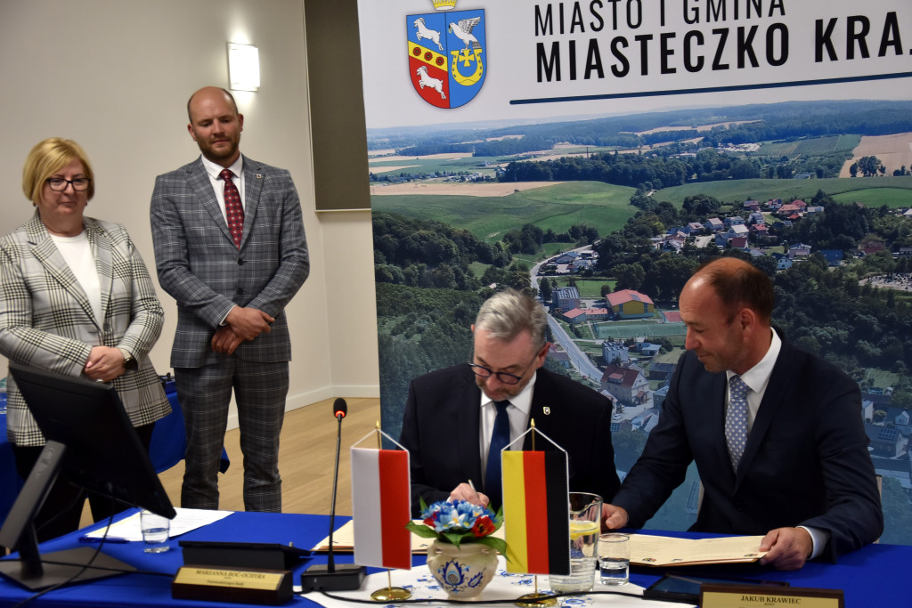 Podpisanie partnerstwa gminy Miasteczko Krajeńskiego i Körle