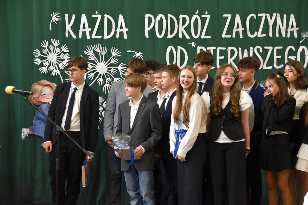 SP w Strzelcach: Koniec nauki ósmoklasistów