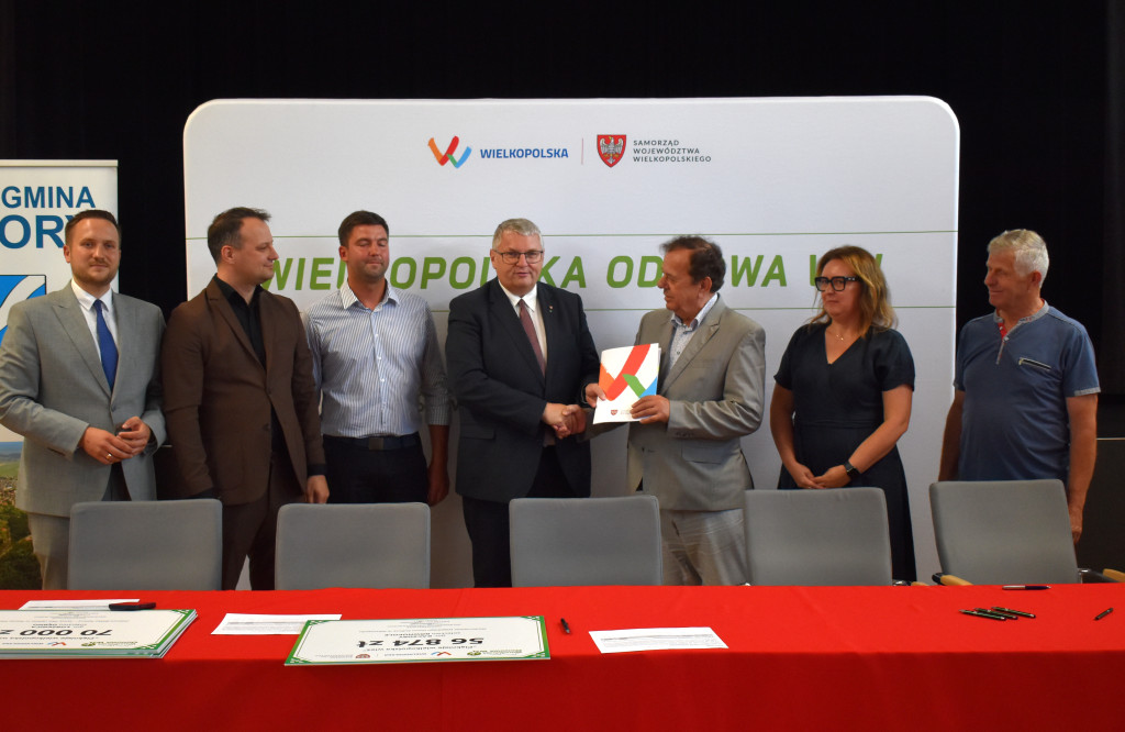 Pięknieje Wielkopolska Wieś 2025 - podpisanie umów