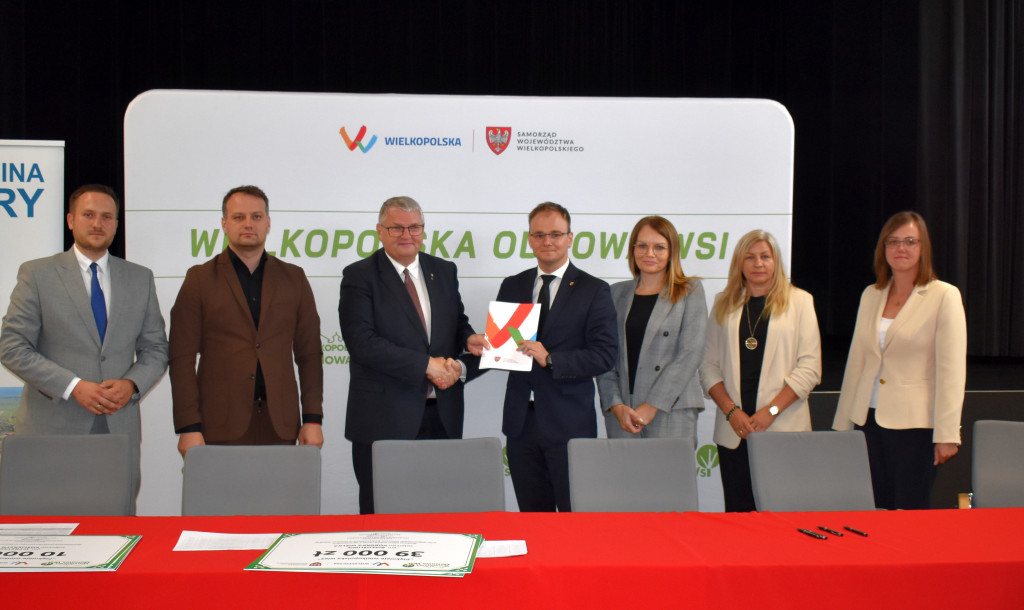 Pięknieje Wielkopolska Wieś 2025 - podpisanie umów