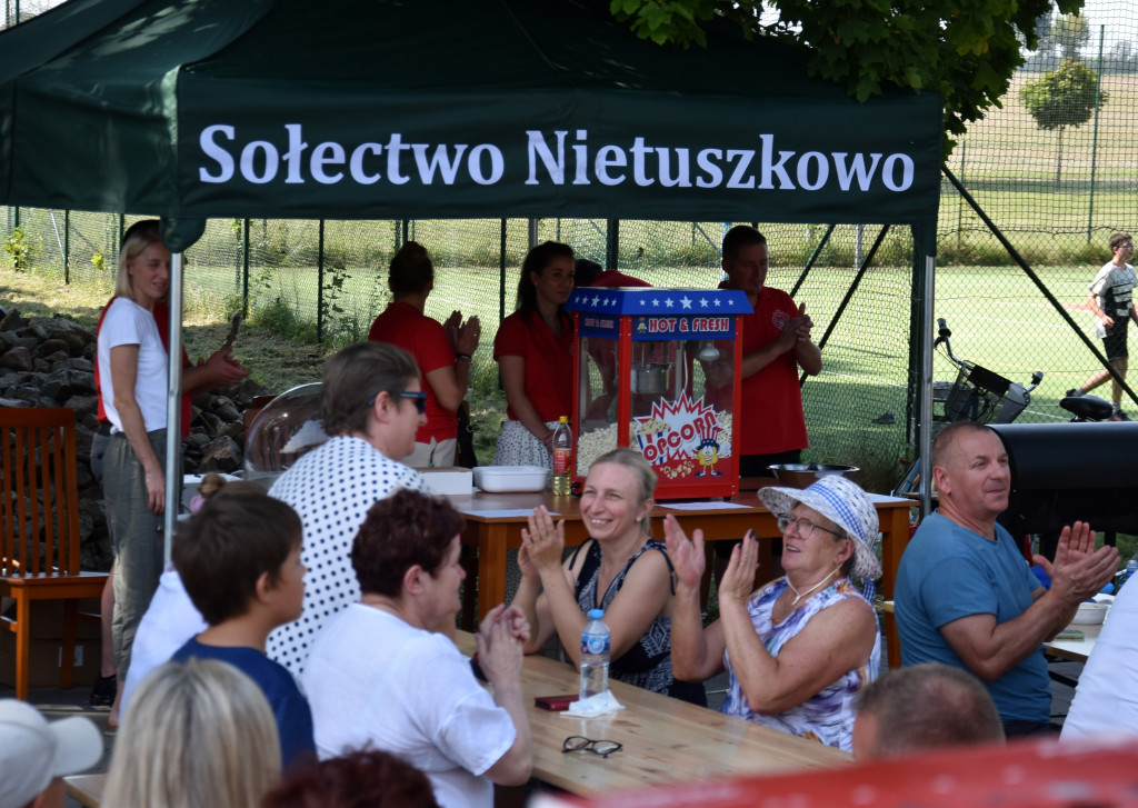 Festyn parafialny w Nietuszkowie