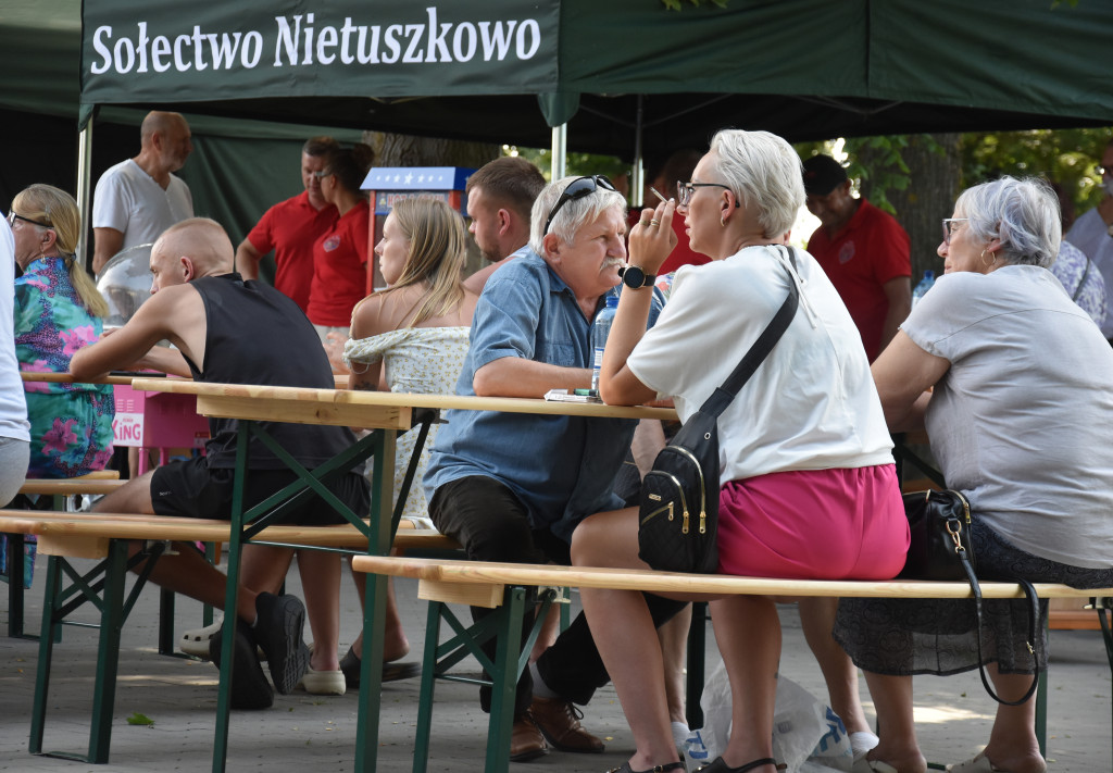 Festyn parafialny w Nietuszkowie