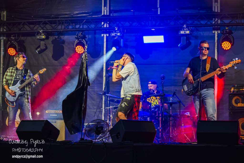 Superuknown Grunge Tribute u Wyspiarza