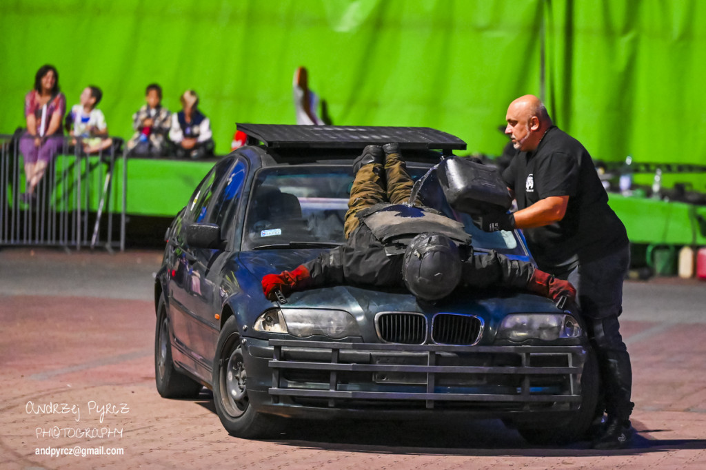 Monster Truck Show w Pile