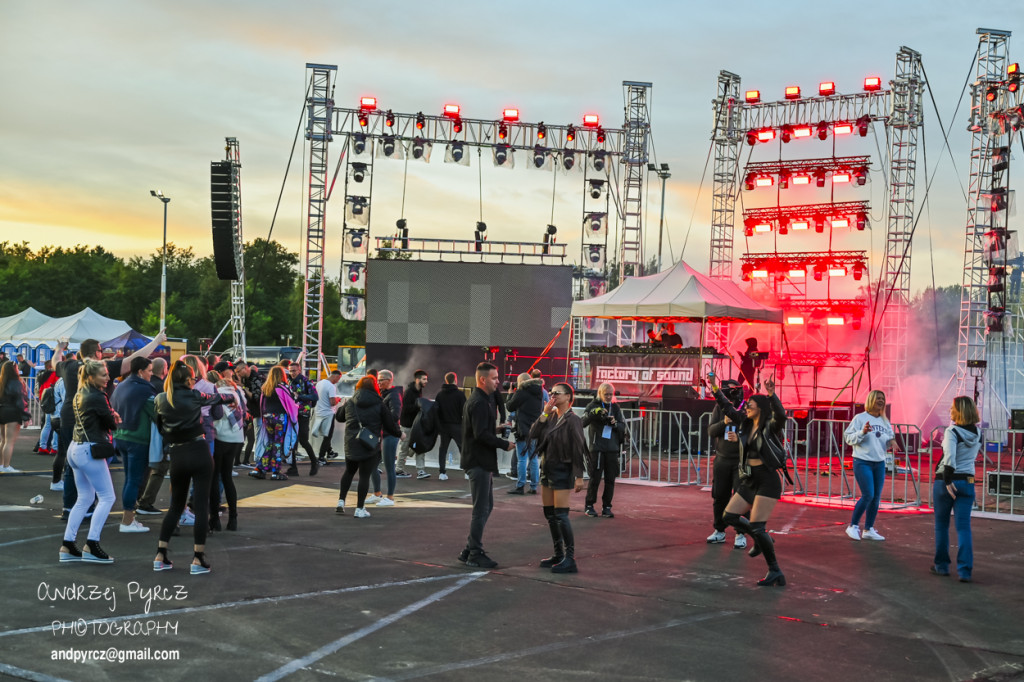 II Factory Of Sound Festival w Pile (1)