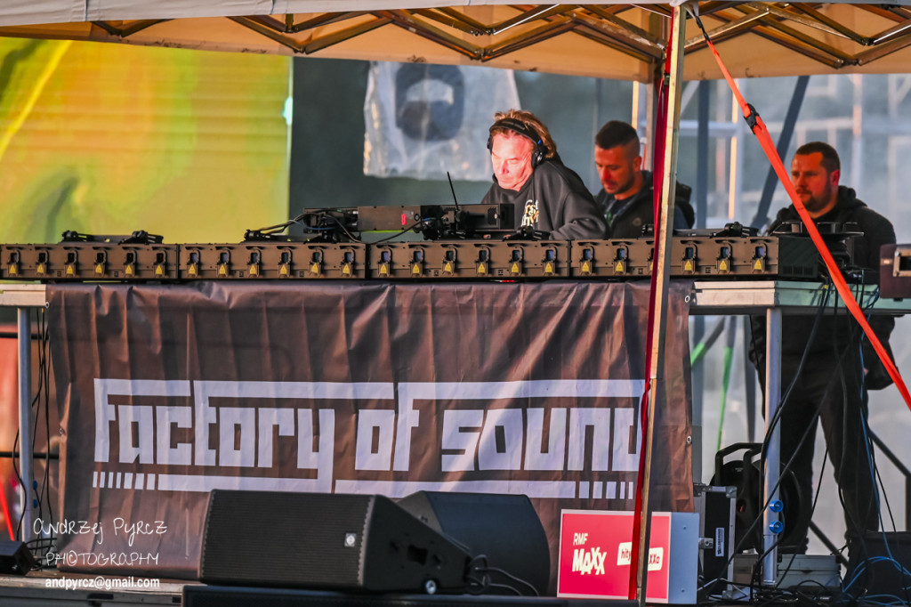 II Factory Of Sound Festival w Pile (1)