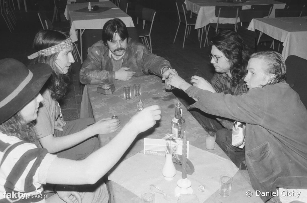 Koncert grupy Ptaaki w kawiarni Natalia w Pile - 1994