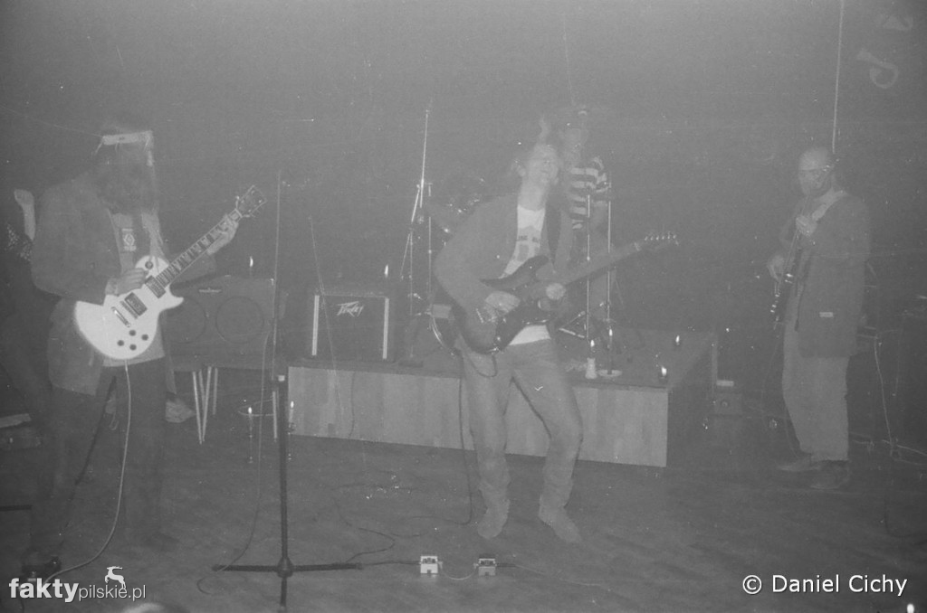 Koncert grupy Ptaaki w kawiarni Natalia w Pile - 1994