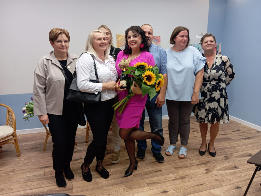 Wernisaż prac Anety Plewy w GCK w Łobżenicy