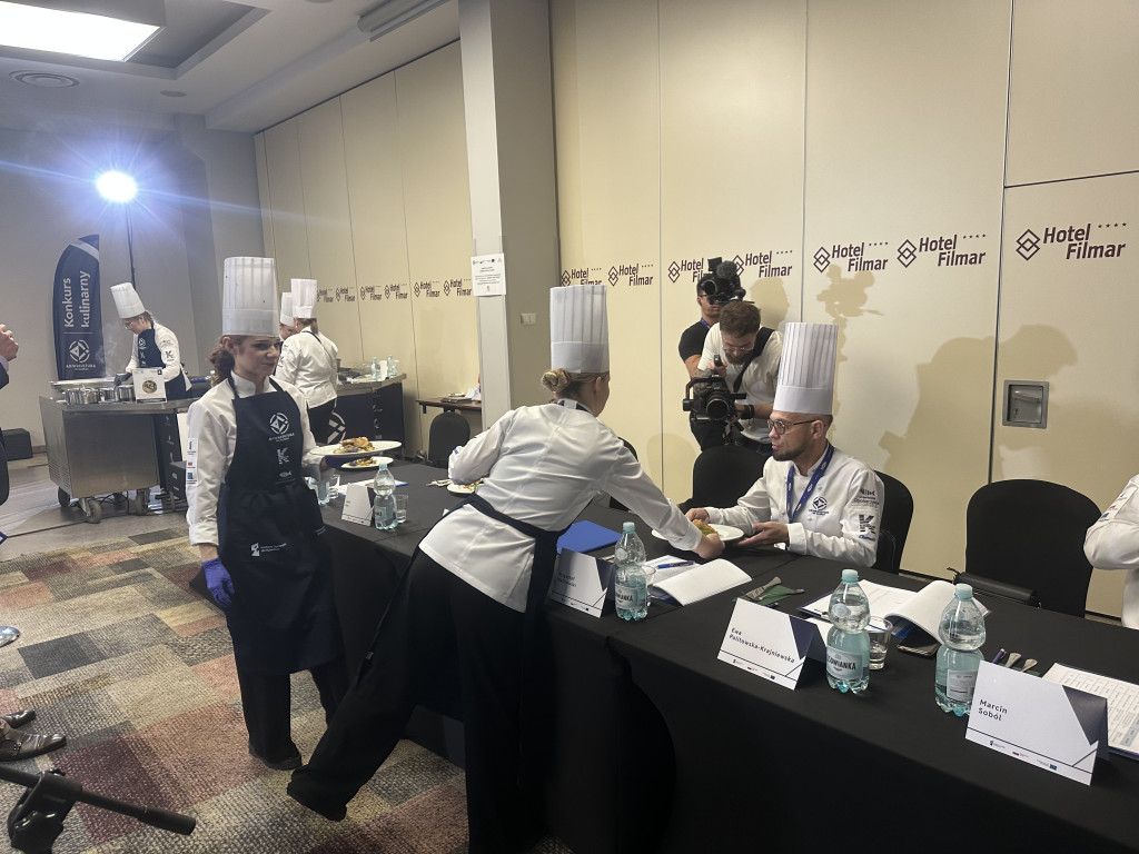 Julia Latańska i Katarzyna Heymann: konkursie Akwakultura na talerzu