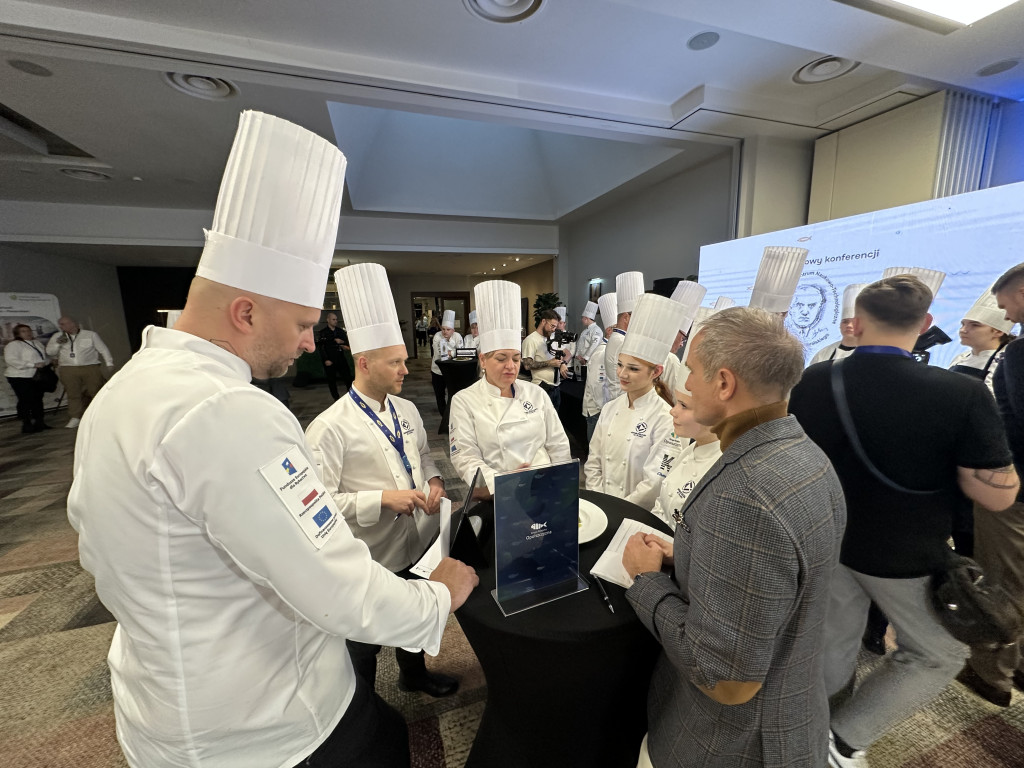 Julia Latańska i Katarzyna Heymann: konkursie Akwakultura na talerzu