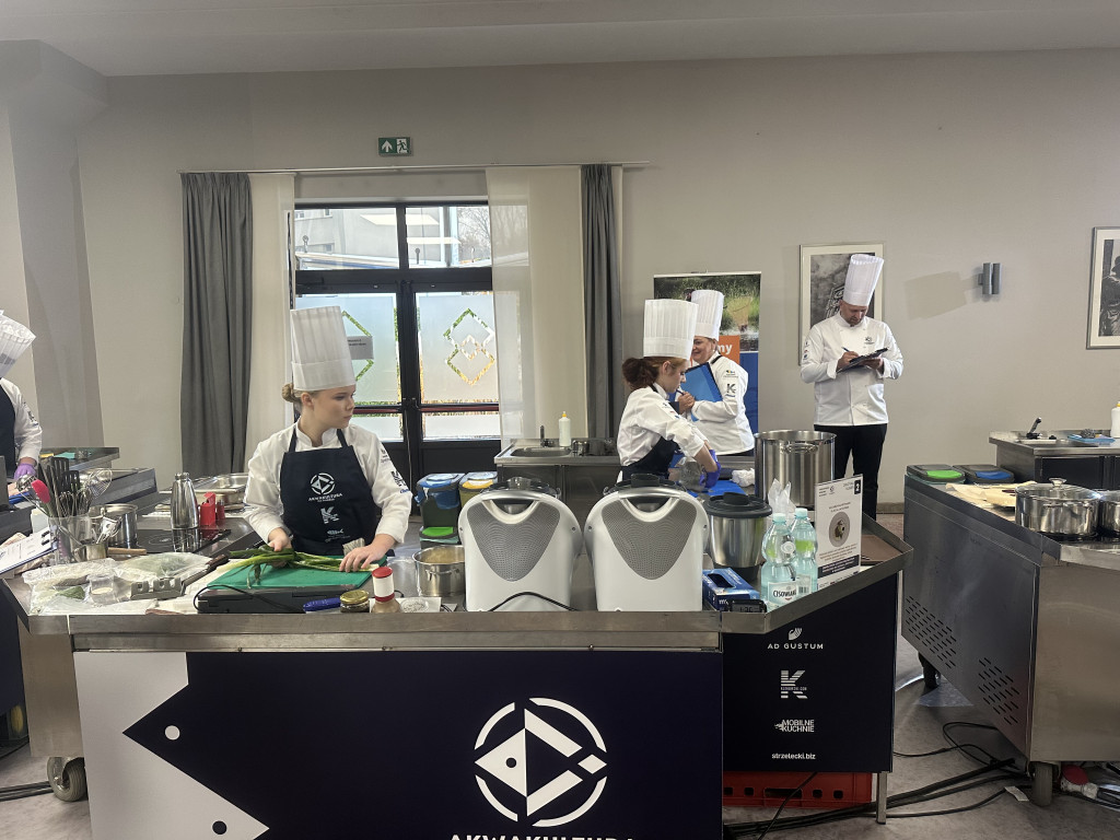 Julia Latańska i Katarzyna Heymann: konkursie Akwakultura na talerzu