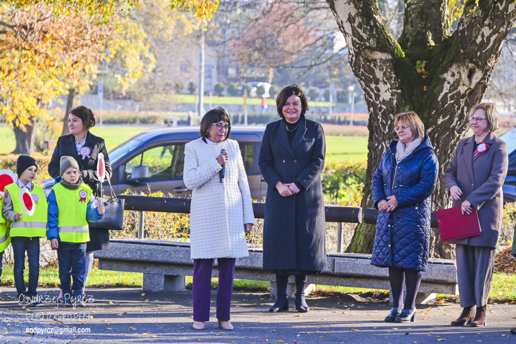 Szkoła do hymnu 2025